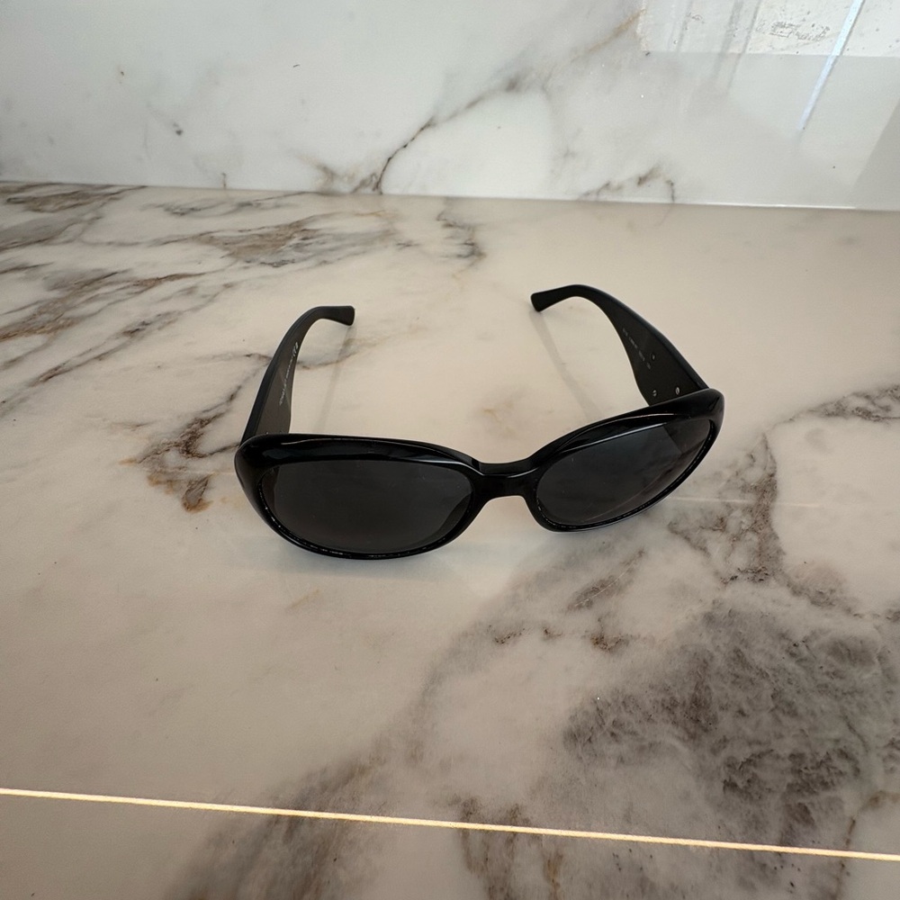CHANEL 5113 Camellia Black Sunglasses CC Logo Floral Detail Vintage - Picture 12 of 13